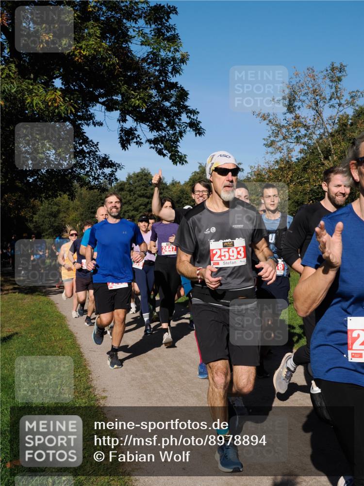 28.09.2025 - 33. Volkslauf durch das schöne Alstertal Fabian Wolf http://msf.ph/oto/8978894 28.09.2025 10:25:09 Laufen 2447, 150, 2593 meine-sportfotos.de