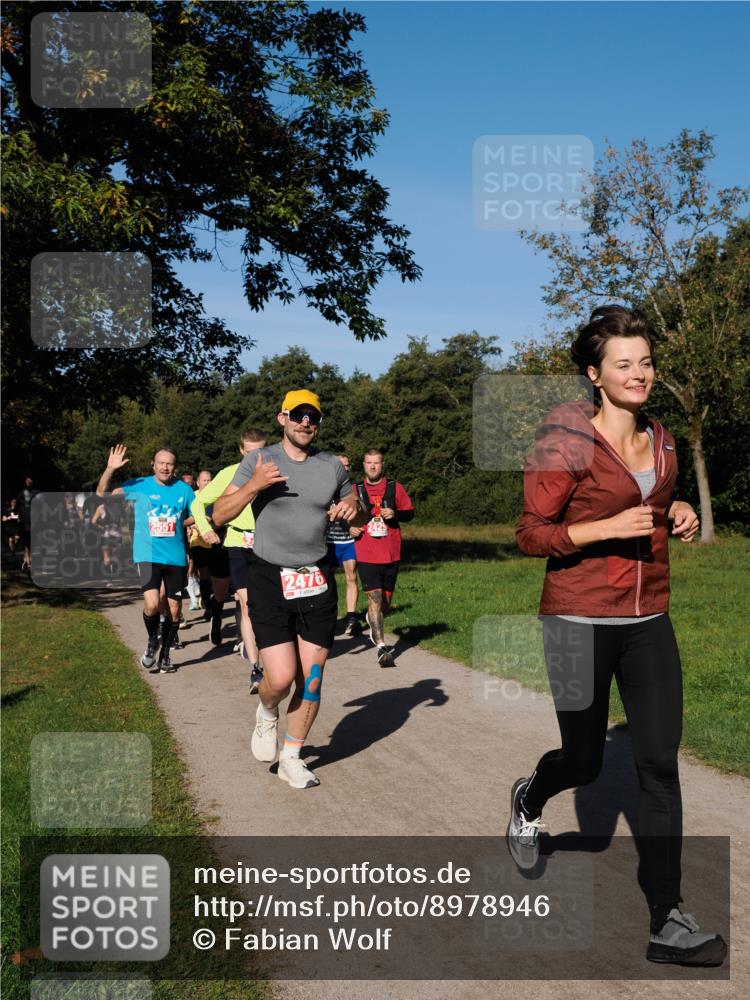 28.09.2025 - 33. Volkslauf durch das schöne Alstertal Fabian Wolf http://msf.ph/oto/8978946 28.09.2025 10:25:16 Laufen 2551, 2476, 2030 meine-sportfotos.de