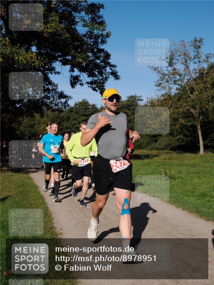 28.09.2025 - 33. Volkslauf durch das schöne Alstertal Fabian Wolf http://msf.ph/oto/8978951 28.09.2025 10:25:17 Laufen 2551, 2476 meine-sportfotos.de