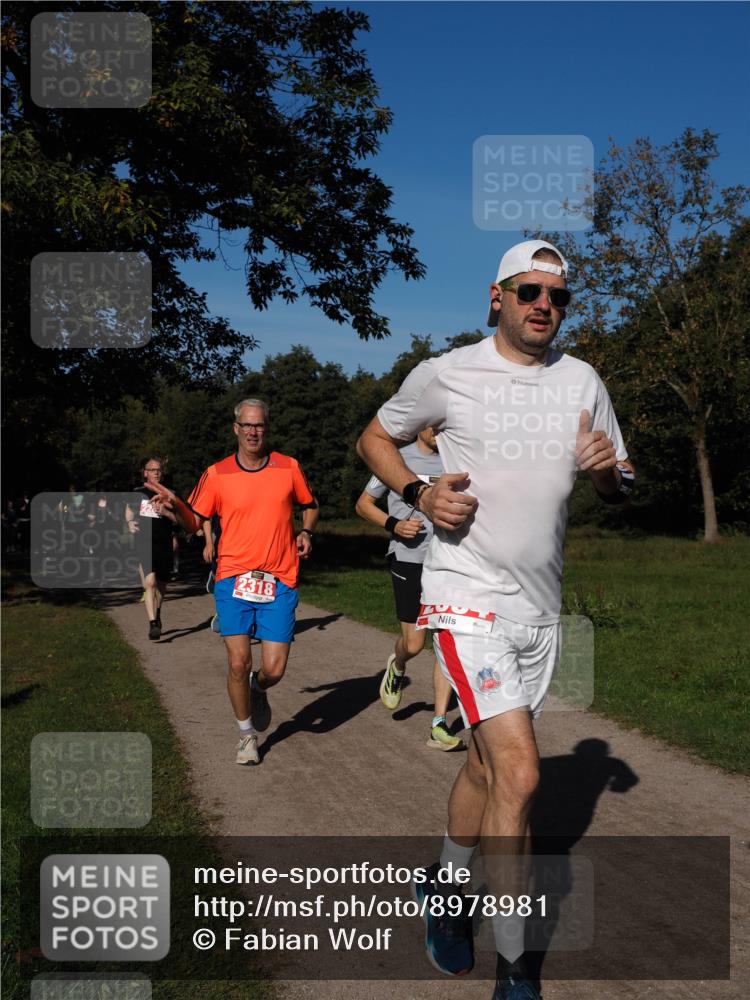 28.09.2025 - 33. Volkslauf durch das schöne Alstertal Fabian Wolf http://msf.ph/oto/8978981 28.09.2025 10:25:25 Laufen 2318 meine-sportfotos.de