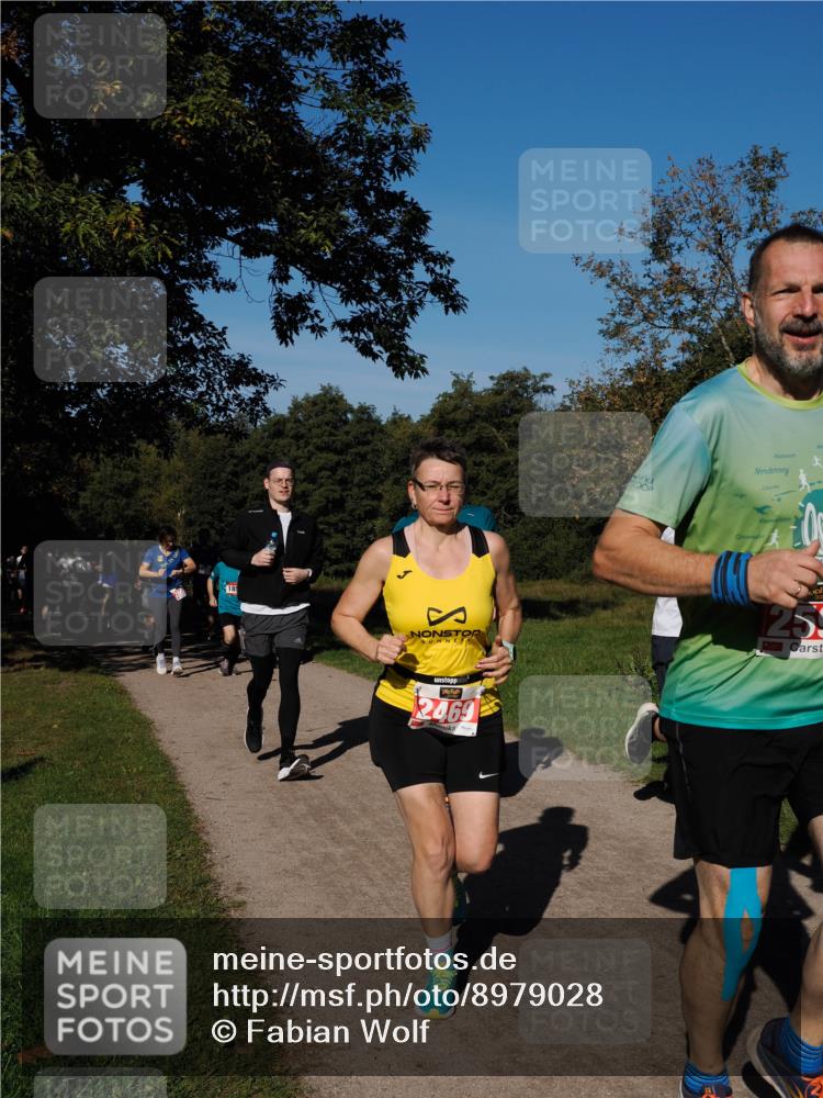 28.09.2025 - 33. Volkslauf durch das schöne Alstertal Fabian Wolf http://msf.ph/oto/8979028 28.09.2025 10:25:35 Laufen 18, 2469, 25 meine-sportfotos.de