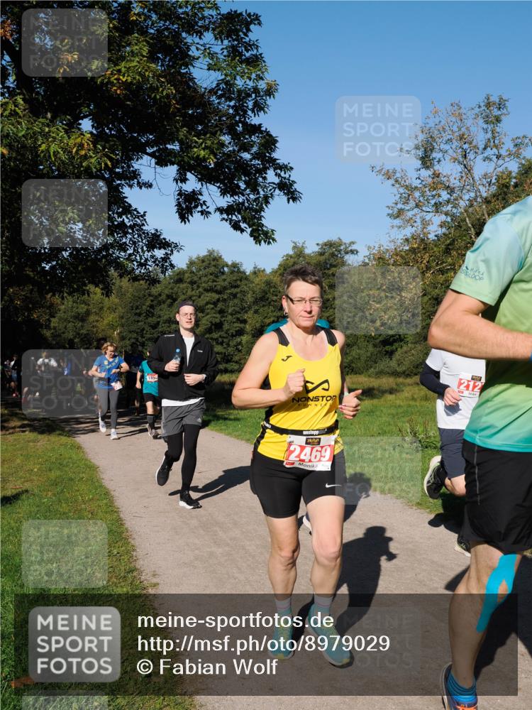 28.09.2025 - 33. Volkslauf durch das schöne Alstertal Fabian Wolf http://msf.ph/oto/8979029 28.09.2025 10:25:35 Laufen 185, 212, 2469 meine-sportfotos.de