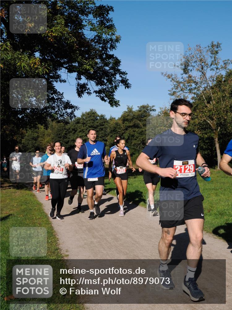 28.09.2025 - 33. Volkslauf durch das schöne Alstertal Fabian Wolf http://msf.ph/oto/8979073 28.09.2025 10:25:41 Laufen 2568, 2129 meine-sportfotos.de