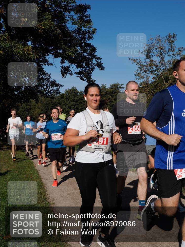 28.09.2025 - 33. Volkslauf durch das schöne Alstertal Fabian Wolf http://msf.ph/oto/8979086 28.09.2025 10:25:43 Laufen 227, 2125, 2285, 291, 2568 meine-sportfotos.de