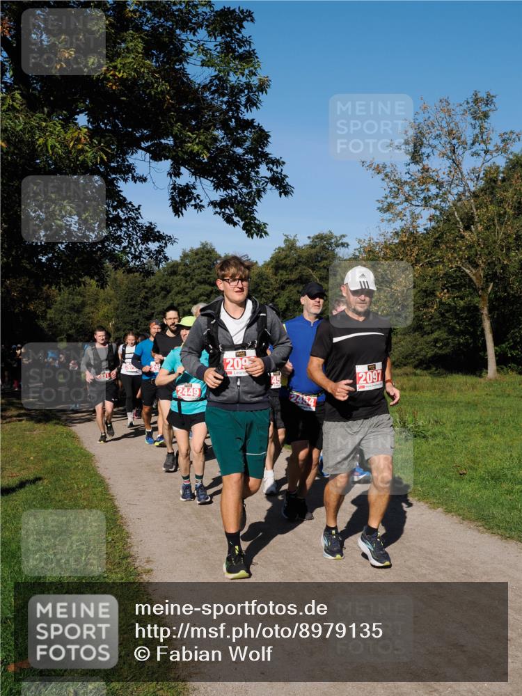 28.09.2025 - 33. Volkslauf durch das schöne Alstertal Fabian Wolf http://msf.ph/oto/8979135 28.09.2025 10:25:54 Laufen 2449, 209, 2097 meine-sportfotos.de