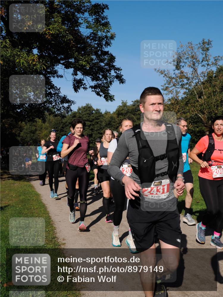 28.09.2025 - 33. Volkslauf durch das schöne Alstertal Fabian Wolf http://msf.ph/oto/8979149 28.09.2025 10:25:58 Laufen 2283, 20, 2431, 8, 208 meine-sportfotos.de