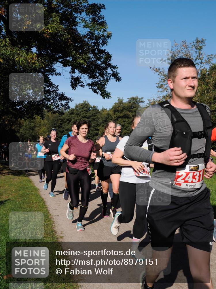 28.09.2025 - 33. Volkslauf durch das schöne Alstertal Fabian Wolf http://msf.ph/oto/8979151 28.09.2025 10:25:58 Laufen 2431 meine-sportfotos.de