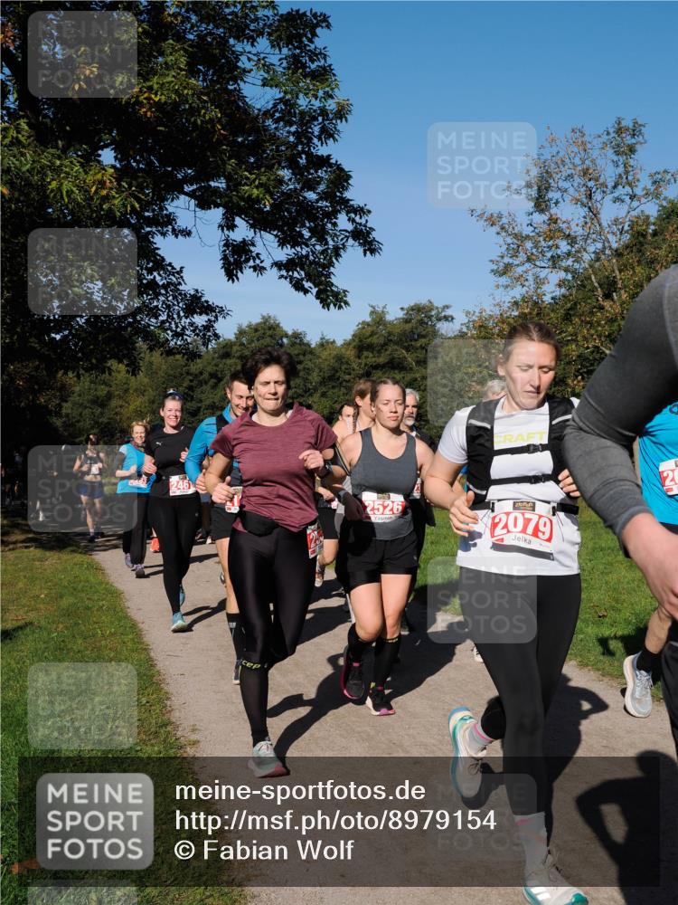 28.09.2025 - 33. Volkslauf durch das schöne Alstertal Fabian Wolf http://msf.ph/oto/8979154 28.09.2025 10:25:58 Laufen 2461, 2526, 2079 meine-sportfotos.de