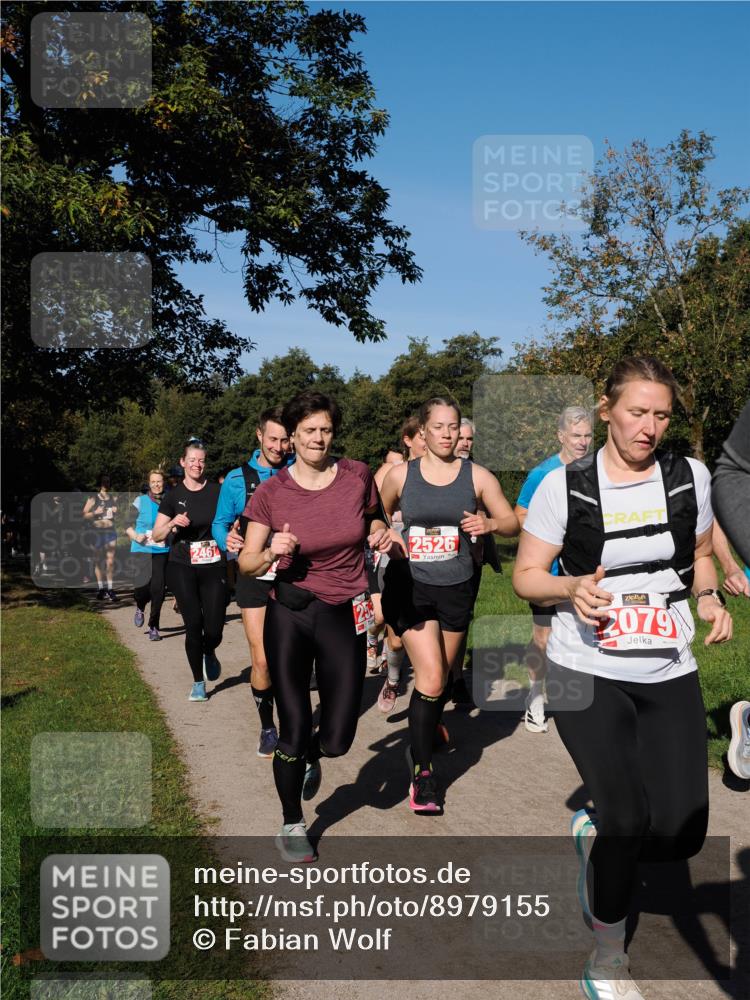 28.09.2025 - 33. Volkslauf durch das schöne Alstertal Fabian Wolf http://msf.ph/oto/8979155 28.09.2025 10:25:59 Laufen 25, 2526, 2079 meine-sportfotos.de