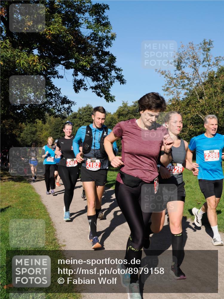 28.09.2025 - 33. Volkslauf durch das schöne Alstertal Fabian Wolf http://msf.ph/oto/8979158 28.09.2025 10:25:59 Laufen 2461, 2182, 2526, 2386 meine-sportfotos.de