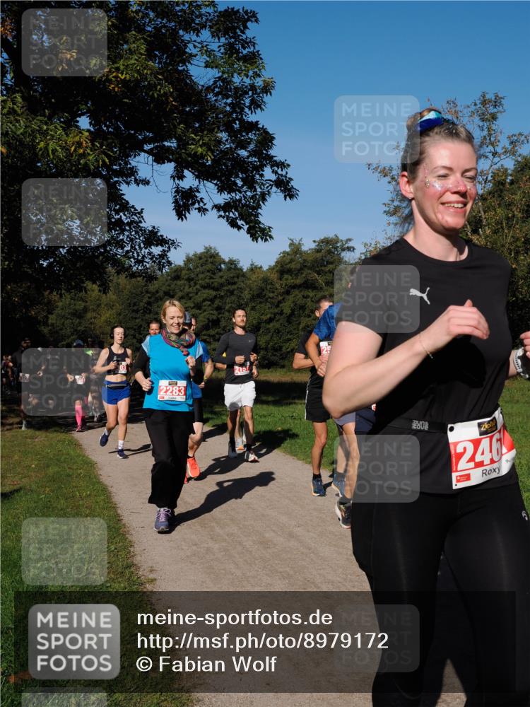 28.09.2025 - 33. Volkslauf durch das schöne Alstertal Fabian Wolf http://msf.ph/oto/8979172 28.09.2025 10:26:01 Laufen 2283, 215, 280, 246 meine-sportfotos.de