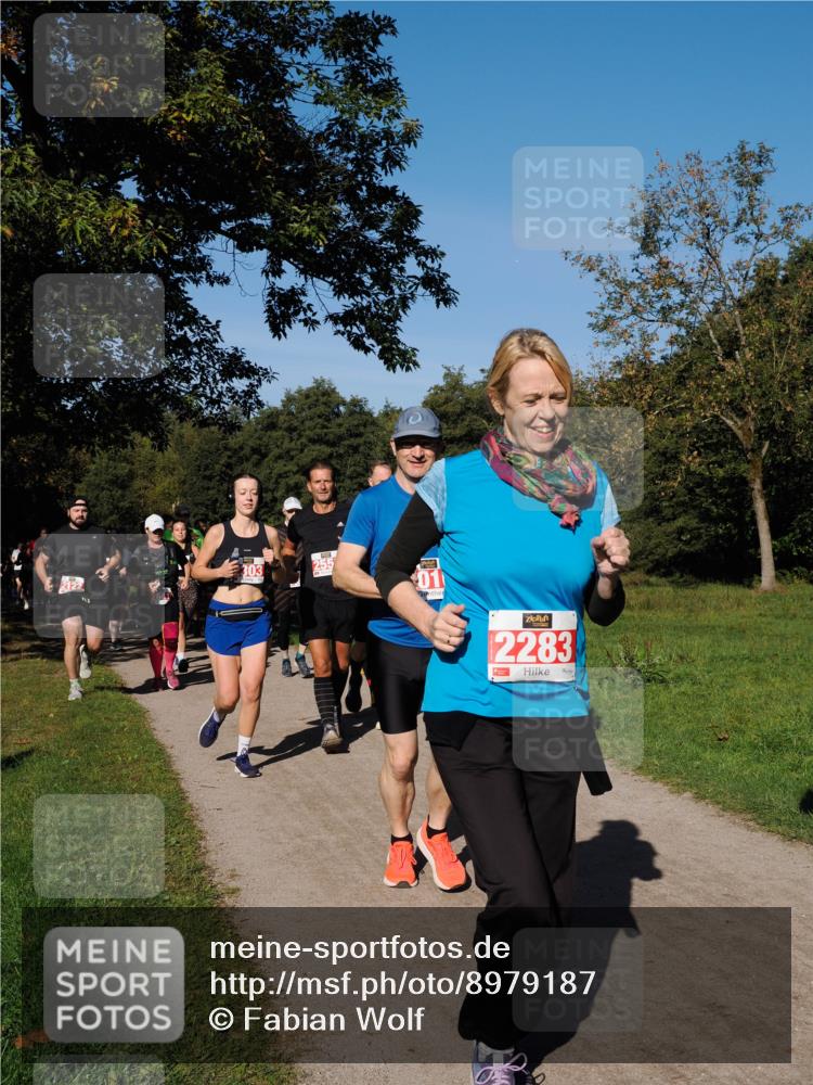 28.09.2025 - 33. Volkslauf durch das schöne Alstertal Fabian Wolf http://msf.ph/oto/8979187 28.09.2025 10:26:02 Laufen 303, 01, 2283 meine-sportfotos.de
