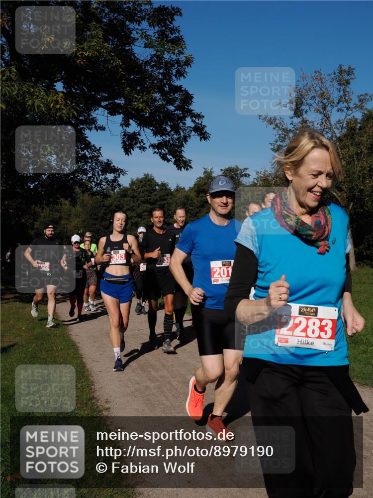 28.09.2025 - 33. Volkslauf durch das schöne Alstertal Fabian Wolf http://msf.ph/oto/8979190 28.09.2025 10:26:03 Laufen 122, 2641, 303, 120, 158, 201, 2283 meine-sportfotos.de
