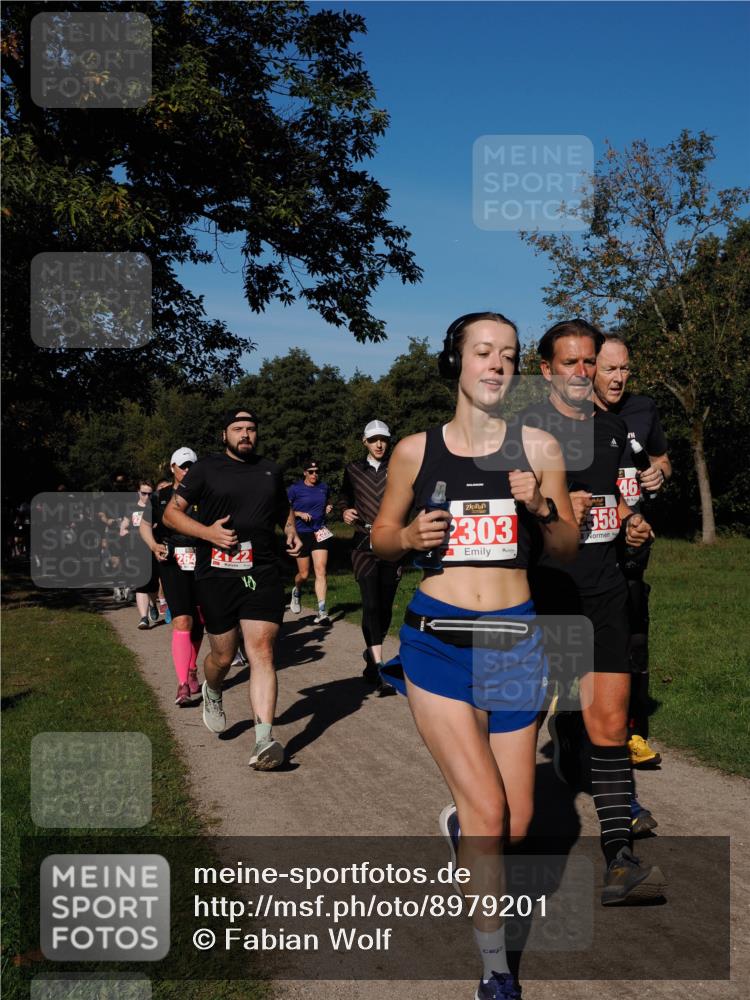 28.09.2025 - 33. Volkslauf durch das schöne Alstertal Fabian Wolf http://msf.ph/oto/8979201 28.09.2025 10:26:04 Laufen 264, 1, 2303, 558, 46 meine-sportfotos.de