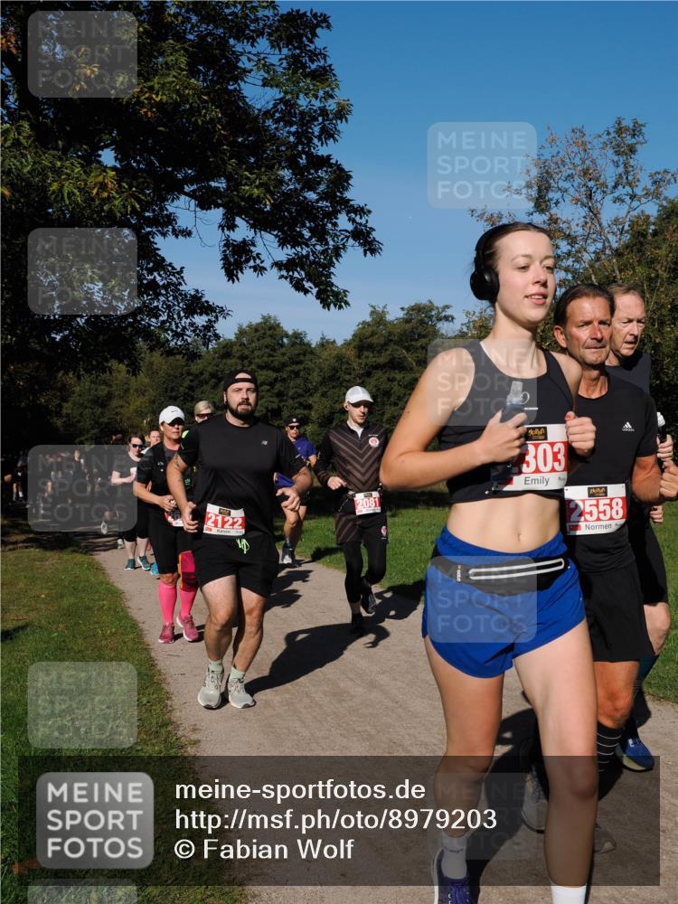 28.09.2025 - 33. Volkslauf durch das schöne Alstertal Fabian Wolf http://msf.ph/oto/8979203 28.09.2025 10:26:04 Laufen 2122, 2081, 303, 2558 meine-sportfotos.de