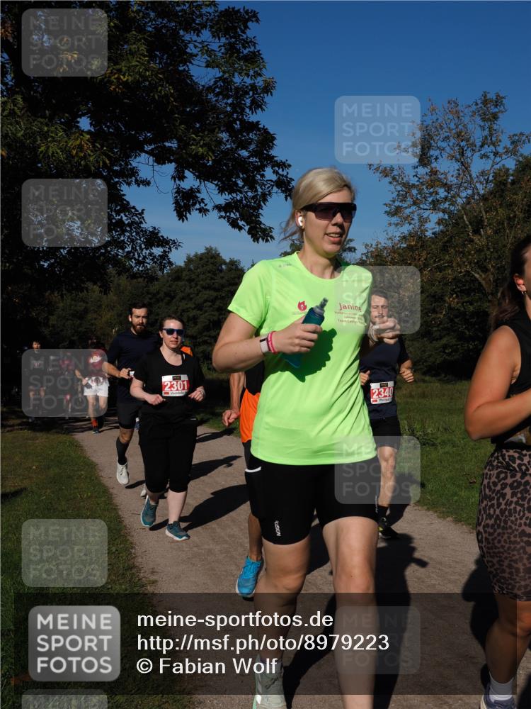 28.09.2025 - 33. Volkslauf durch das schöne Alstertal Fabian Wolf http://msf.ph/oto/8979223 28.09.2025 10:26:07 Laufen 2301, 2, 2340 meine-sportfotos.de