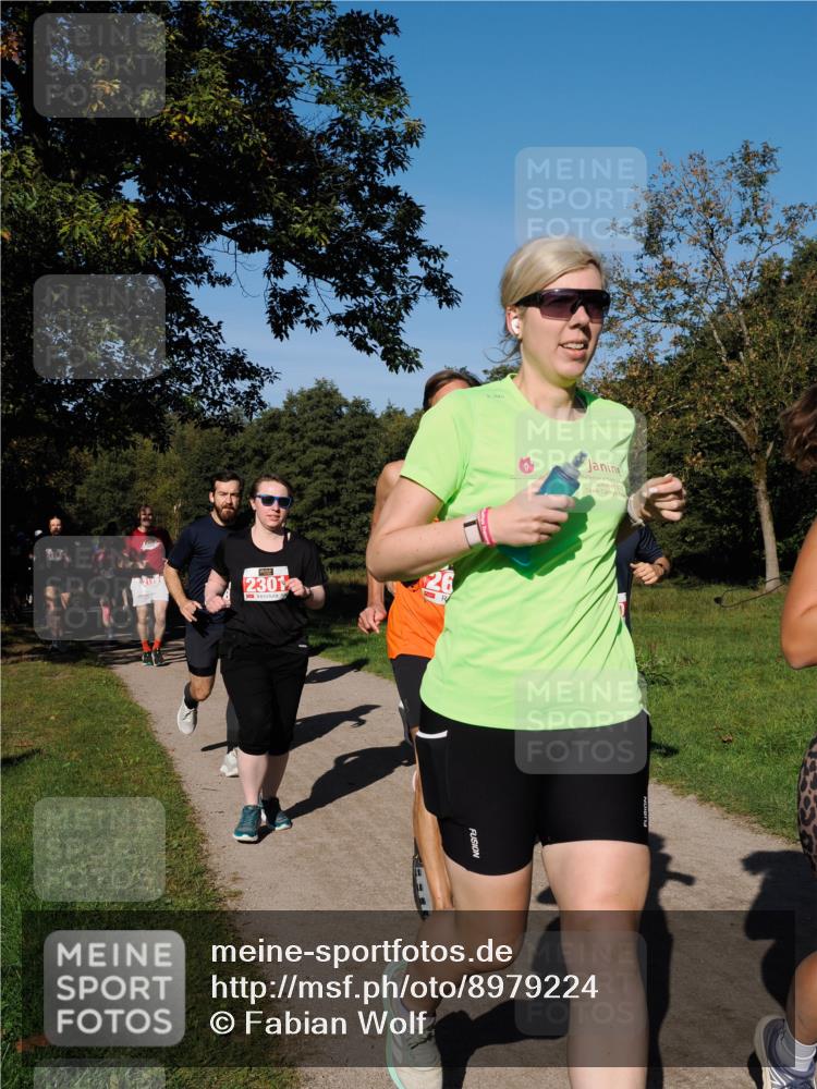 28.09.2025 - 33. Volkslauf durch das schöne Alstertal Fabian Wolf http://msf.ph/oto/8979224 28.09.2025 10:26:07 Laufen 2301 meine-sportfotos.de