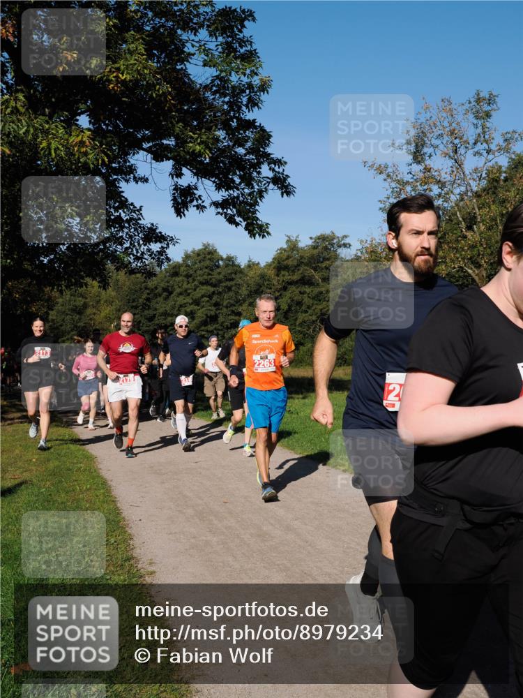 28.09.2025 - 33. Volkslauf durch das schöne Alstertal Fabian Wolf http://msf.ph/oto/8979234 28.09.2025 10:26:09 Laufen 2263, 2 meine-sportfotos.de