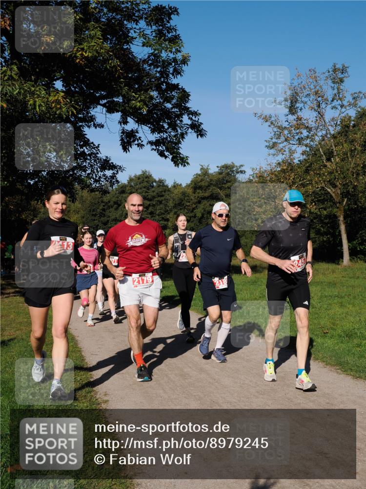 28.09.2025 - 33. Volkslauf durch das schöne Alstertal Fabian Wolf http://msf.ph/oto/8979245 28.09.2025 10:26:11 Laufen 2179, 218 meine-sportfotos.de