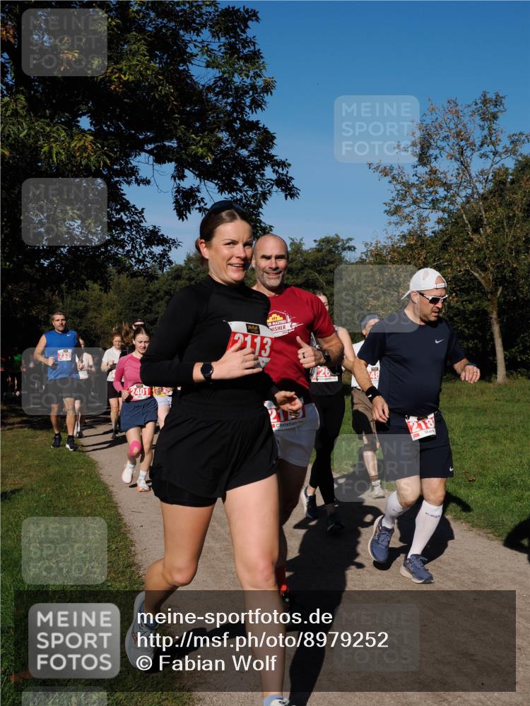 28.09.2025 - 33. Volkslauf durch das schöne Alstertal Fabian Wolf http://msf.ph/oto/8979252 28.09.2025 10:26:12 Laufen 2335, 2401, 2113, 2179, 40, 218 meine-sportfotos.de