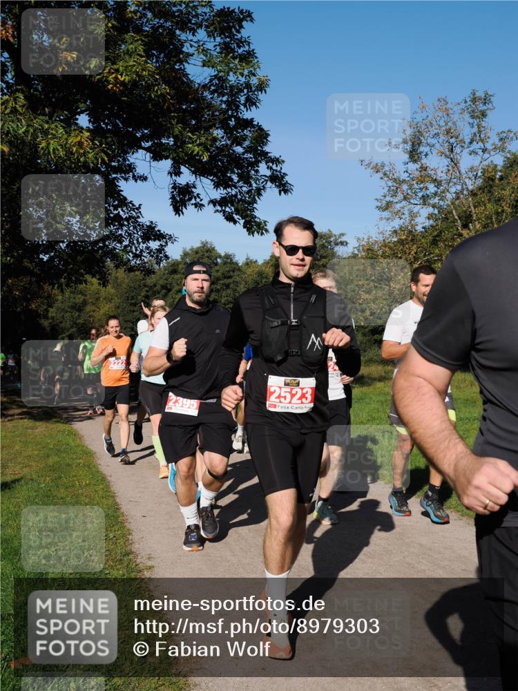 28.09.2025 - 33. Volkslauf durch das schöne Alstertal Fabian Wolf http://msf.ph/oto/8979303 28.09.2025 10:26:18 Laufen 2395, 2523 meine-sportfotos.de