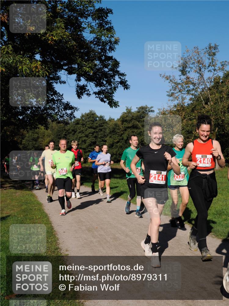 28.09.2025 - 33. Volkslauf durch das schöne Alstertal Fabian Wolf http://msf.ph/oto/8979311 28.09.2025 10:26:22 Laufen 2140, 2141, 2131 meine-sportfotos.de