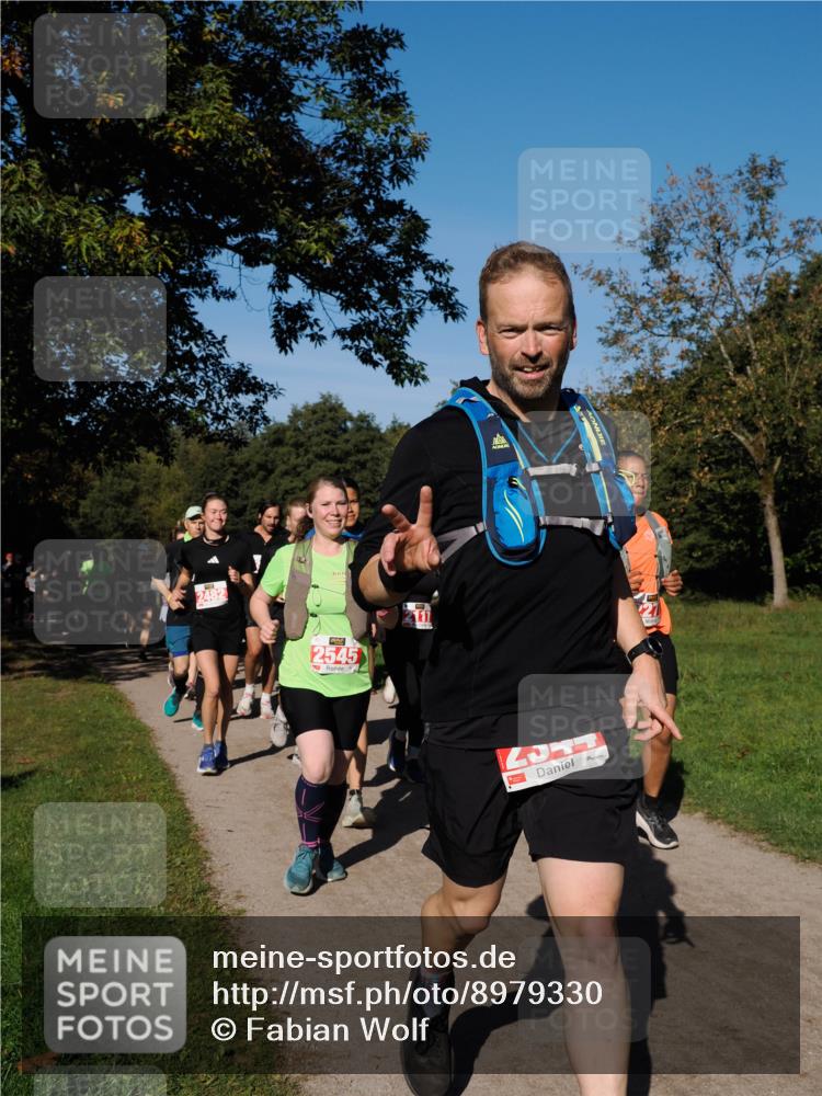 28.09.2025 - 33. Volkslauf durch das schöne Alstertal Fabian Wolf http://msf.ph/oto/8979330 28.09.2025 10:26:26 Laufen 2482, 2545, 117 meine-sportfotos.de