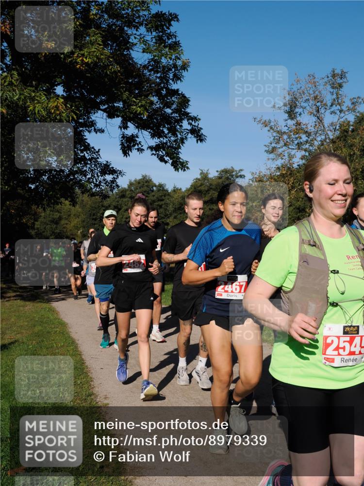28.09.2025 - 33. Volkslauf durch das schöne Alstertal Fabian Wolf http://msf.ph/oto/8979339 28.09.2025 10:26:27 Laufen 2482, 2467, 2545 meine-sportfotos.de