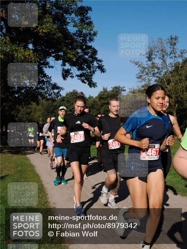28.09.2025 - 33. Volkslauf durch das schöne Alstertal Fabian Wolf http://msf.ph/oto/8979342 28.09.2025 10:26:28 Laufen 2482, 248, 2467 meine-sportfotos.de