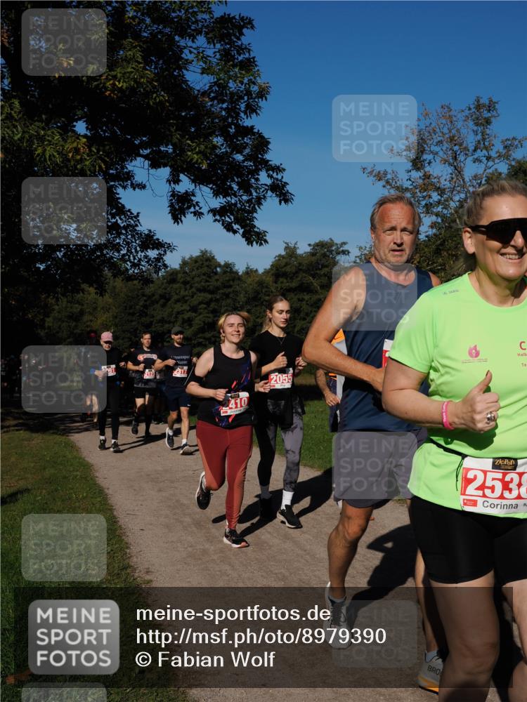 28.09.2025 - 33. Volkslauf durch das schöne Alstertal Fabian Wolf http://msf.ph/oto/8979390 28.09.2025 10:26:35 Laufen 2317, 2410, 2055, 2538 meine-sportfotos.de