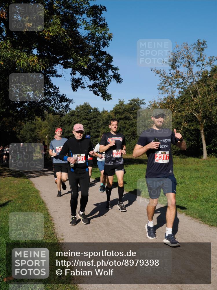 28.09.2025 - 33. Volkslauf durch das schöne Alstertal Fabian Wolf http://msf.ph/oto/8979398 28.09.2025 10:26:38 Laufen 2125, 091, 2317 meine-sportfotos.de