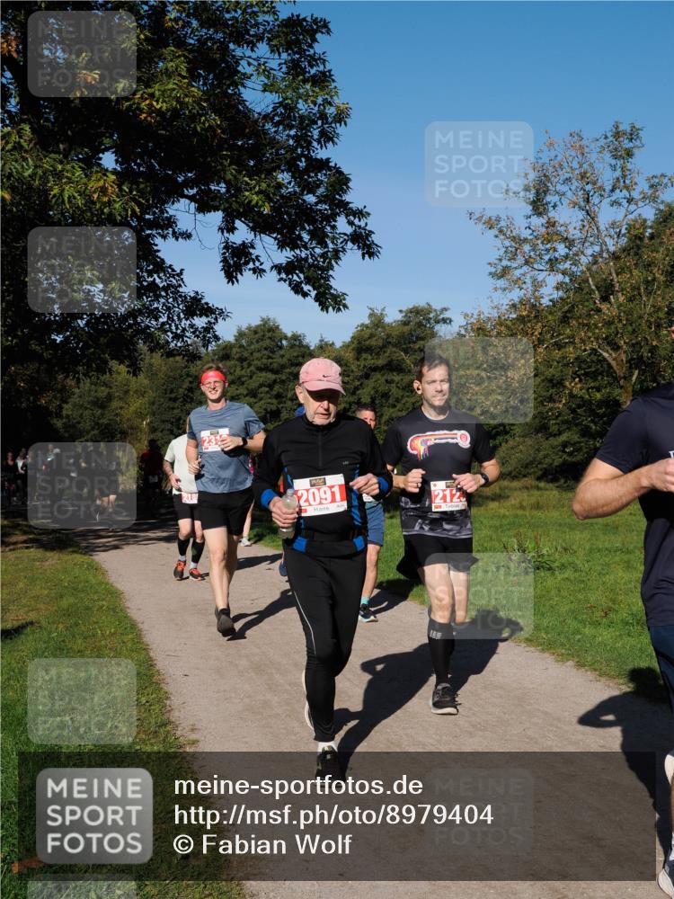 28.09.2025 - 33. Volkslauf durch das schöne Alstertal Fabian Wolf http://msf.ph/oto/8979404 28.09.2025 10:26:38 Laufen 218, 2091, 2123 meine-sportfotos.de