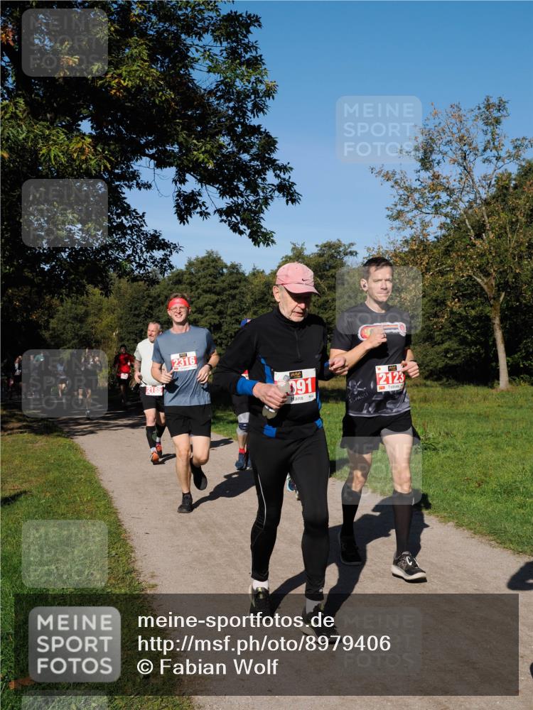 28.09.2025 - 33. Volkslauf durch das schöne Alstertal Fabian Wolf http://msf.ph/oto/8979406 28.09.2025 10:26:38 Laufen 2185, 2316, 091, 2123 meine-sportfotos.de
