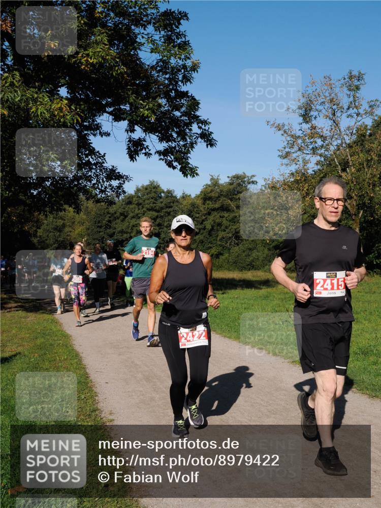28.09.2025 - 33. Volkslauf durch das schöne Alstertal Fabian Wolf http://msf.ph/oto/8979422 28.09.2025 10:26:47 Laufen 2194, 2422, 2415 meine-sportfotos.de