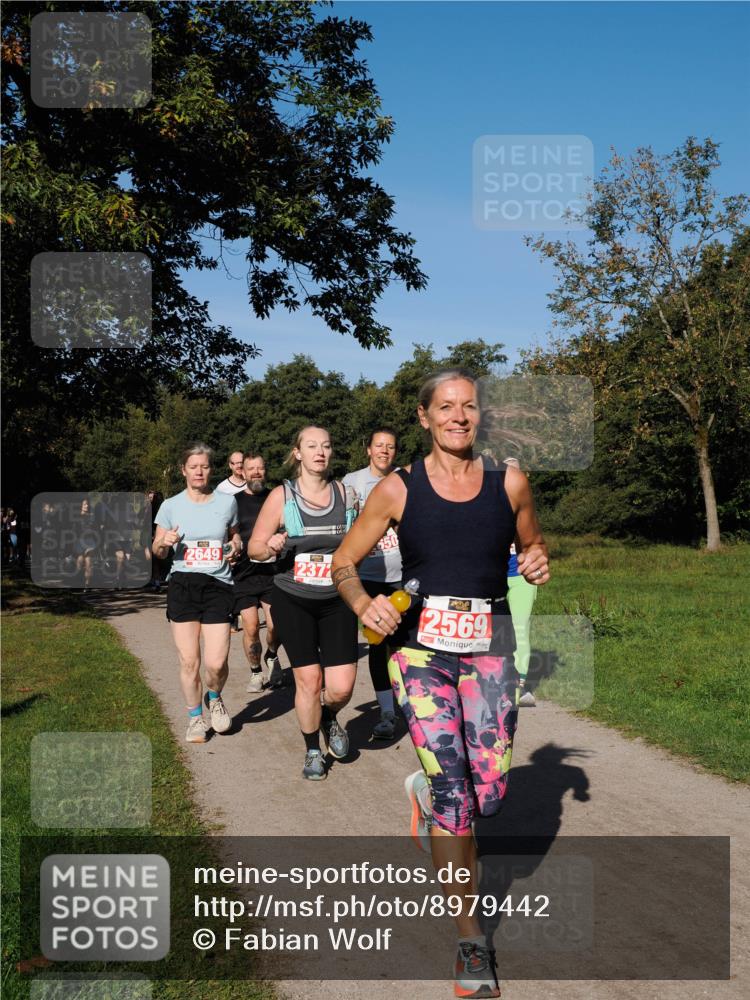 28.09.2025 - 33. Volkslauf durch das schöne Alstertal Fabian Wolf http://msf.ph/oto/8979442 28.09.2025 10:26:50 Laufen 2649, 650, 2372, 2569 meine-sportfotos.de