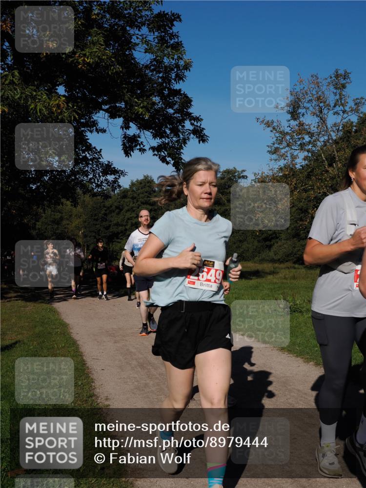 28.09.2025 - 33. Volkslauf durch das schöne Alstertal Fabian Wolf http://msf.ph/oto/8979444 28.09.2025 10:26:52 Laufen 649 meine-sportfotos.de