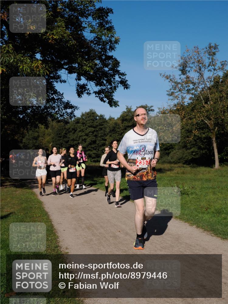 28.09.2025 - 33. Volkslauf durch das schöne Alstertal Fabian Wolf http://msf.ph/oto/8979446 28.09.2025 10:26:54 Laufen 2104, 2357 meine-sportfotos.de