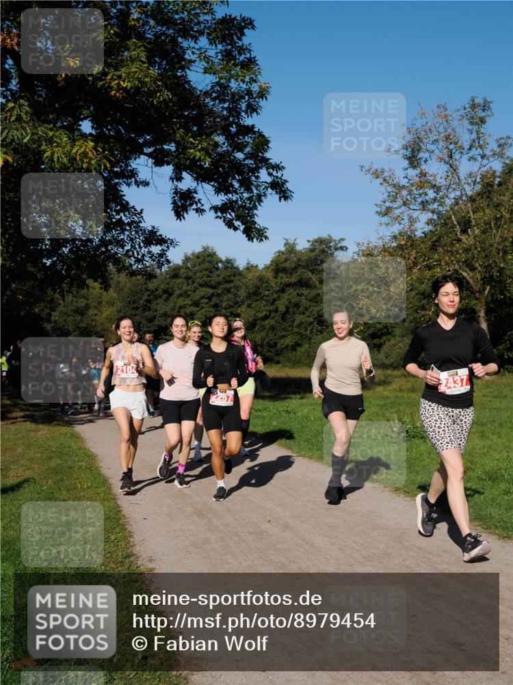 28.09.2025 - 33. Volkslauf durch das schöne Alstertal Fabian Wolf http://msf.ph/oto/8979454 28.09.2025 10:26:55 Laufen 2104, 2437 meine-sportfotos.de