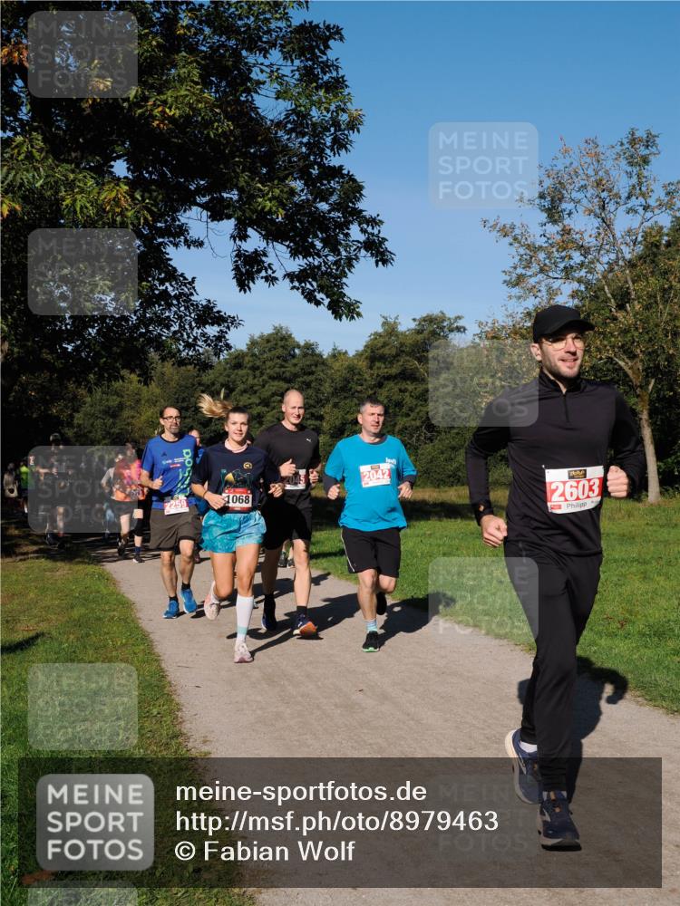 28.09.2025 - 33. Volkslauf durch das schöne Alstertal Fabian Wolf http://msf.ph/oto/8979463 28.09.2025 10:26:59 Laufen 2259, 1068, 2042, 2603 meine-sportfotos.de