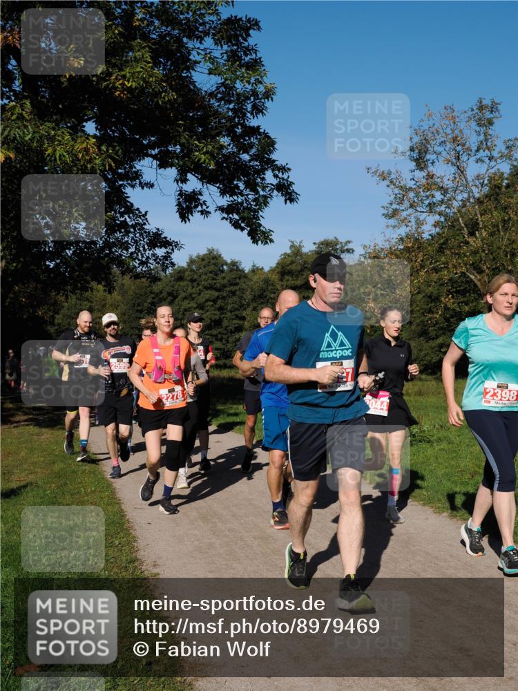 28.09.2025 - 33. Volkslauf durch das schöne Alstertal Fabian Wolf http://msf.ph/oto/8979469 28.09.2025 10:27:03 Laufen 2278, 7, 044, 2398 meine-sportfotos.de
