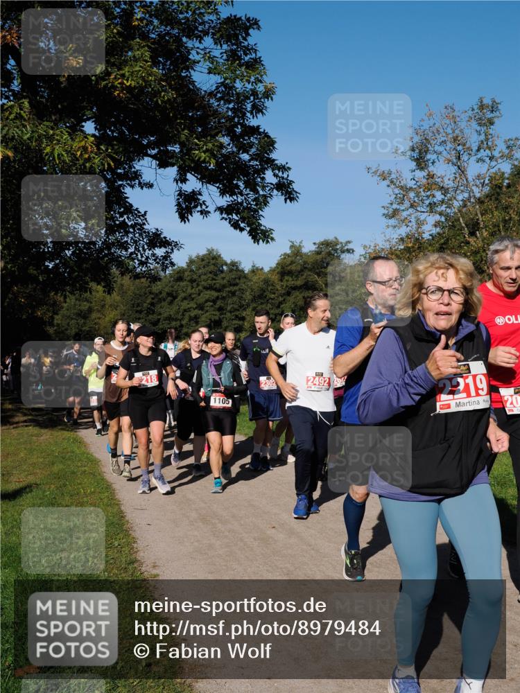 28.09.2025 - 33. Volkslauf durch das schöne Alstertal Fabian Wolf http://msf.ph/oto/8979484 28.09.2025 10:27:07 Laufen 1105, 2302, 2492, 204, 2219, 20 meine-sportfotos.de