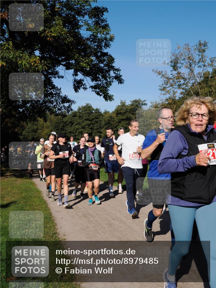 28.09.2025 - 33. Volkslauf durch das schöne Alstertal Fabian Wolf http://msf.ph/oto/8979485 28.09.2025 10:27:07 Laufen 1105, 2302, 2492, 21 meine-sportfotos.de