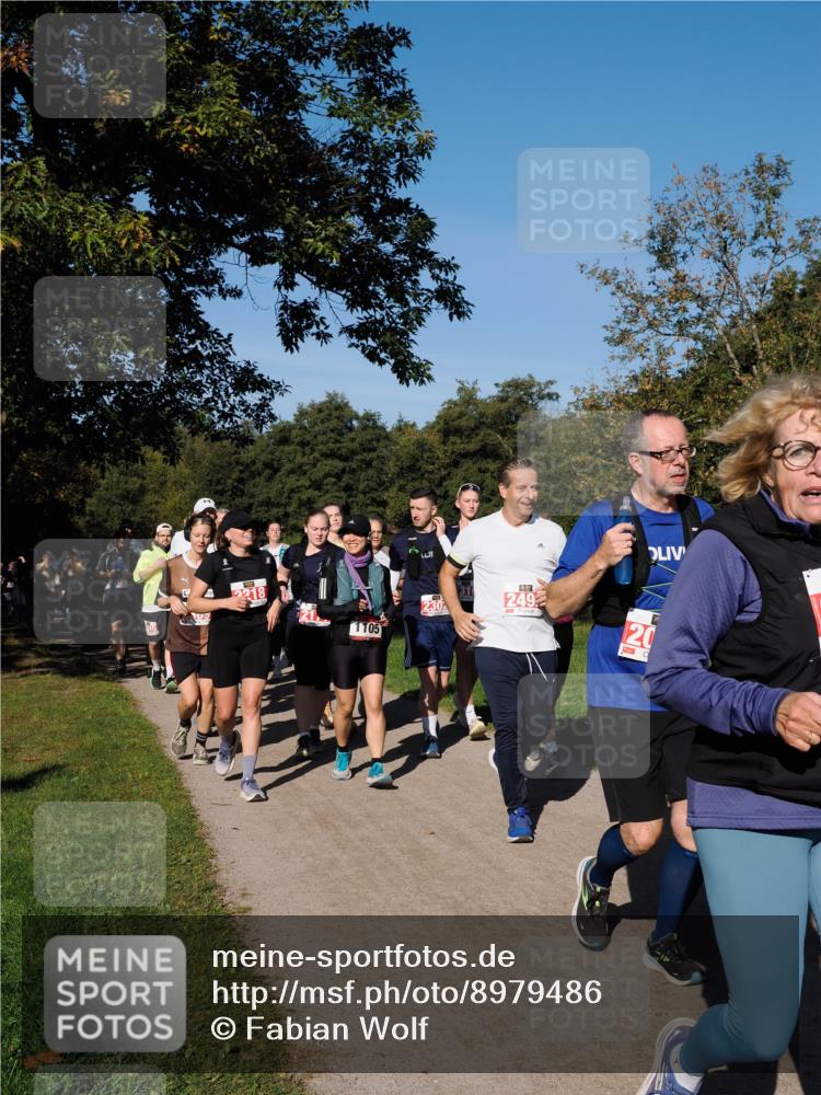28.09.2025 - 33. Volkslauf durch das schöne Alstertal Fabian Wolf http://msf.ph/oto/8979486 28.09.2025 10:27:07 Laufen 2218, 230, 1105, 249, 20 meine-sportfotos.de