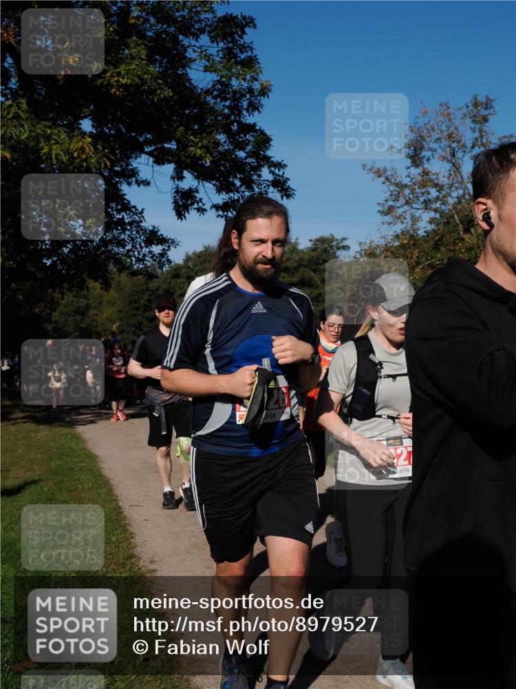 28.09.2025 - 33. Volkslauf durch das schöne Alstertal Fabian Wolf http://msf.ph/oto/8979527 28.09.2025 10:27:14 Laufen 27 meine-sportfotos.de