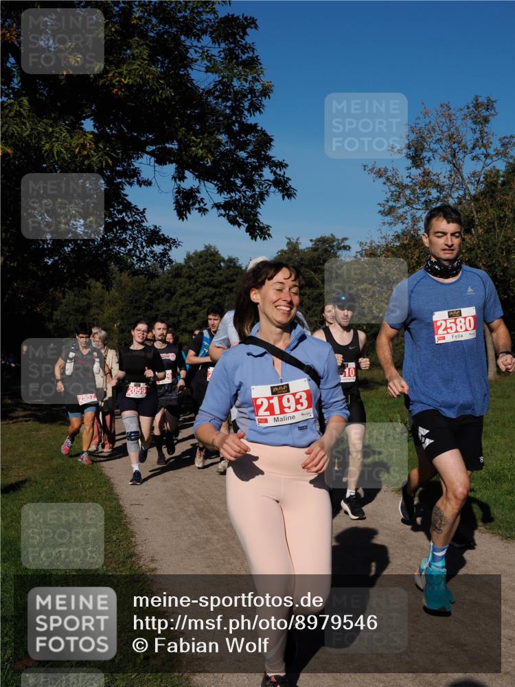 28.09.2025 - 33. Volkslauf durch das schöne Alstertal Fabian Wolf http://msf.ph/oto/8979546 28.09.2025 10:27:22 Laufen 2557, 2059, 2193, 610, 2580, 8 meine-sportfotos.de