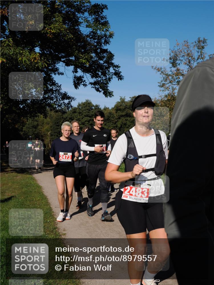 28.09.2025 - 33. Volkslauf durch das schöne Alstertal Fabian Wolf http://msf.ph/oto/8979557 28.09.2025 10:27:33 Laufen 2473, 2483 meine-sportfotos.de