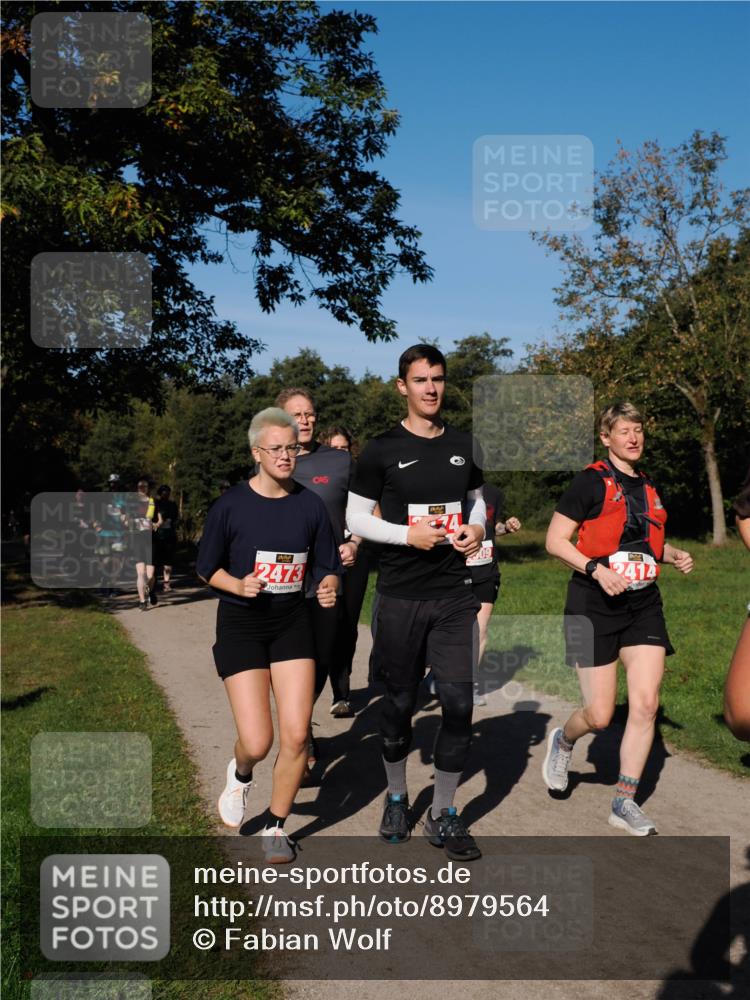 28.09.2025 - 33. Volkslauf durch das schöne Alstertal Fabian Wolf http://msf.ph/oto/8979564 28.09.2025 10:27:33 Laufen 2473, 2414 meine-sportfotos.de