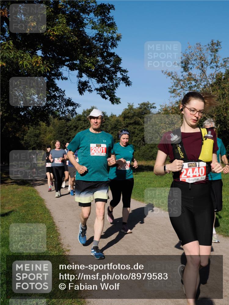 28.09.2025 - 33. Volkslauf durch das schöne Alstertal Fabian Wolf http://msf.ph/oto/8979583 28.09.2025 10:27:39 Laufen 2547, 2001, 2002, 2440 meine-sportfotos.de