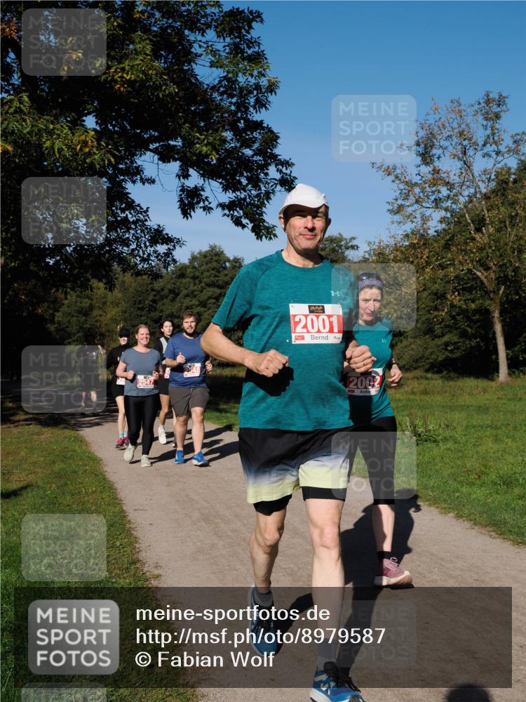 28.09.2025 - 33. Volkslauf durch das schöne Alstertal Fabian Wolf http://msf.ph/oto/8979587 28.09.2025 10:27:40 Laufen 2547, 2001, 2002 meine-sportfotos.de