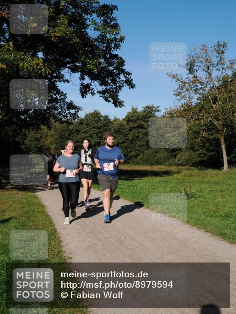 28.09.2025 - 33. Volkslauf durch das schöne Alstertal Fabian Wolf http://msf.ph/oto/8979594 28.09.2025 10:27:41 Laufen 2547 meine-sportfotos.de